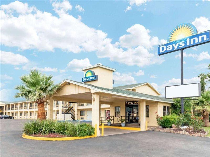 Days Inn By Wyndham Snyder Bagian luar foto